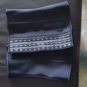 Yianna waist trainer- black